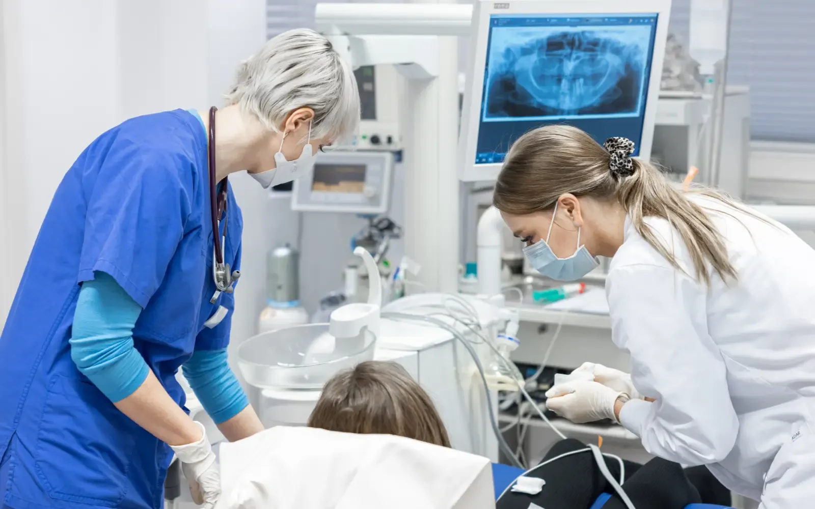 Behandlung durch das Konzeptdental-Team